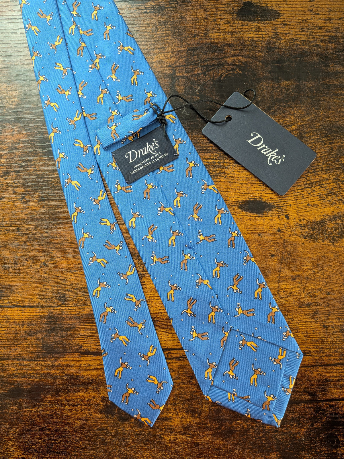 Drake's badminton motif handmade tipped silk tie detail view 3