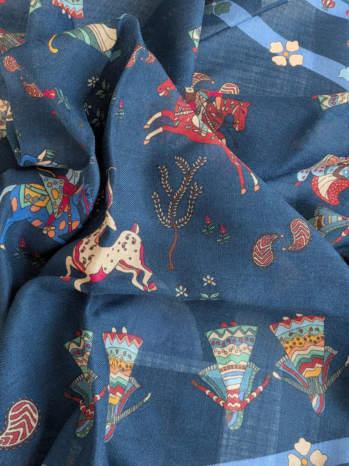 Drake's mughal leopards graphic pattern wool silk blend bandana detail view 4