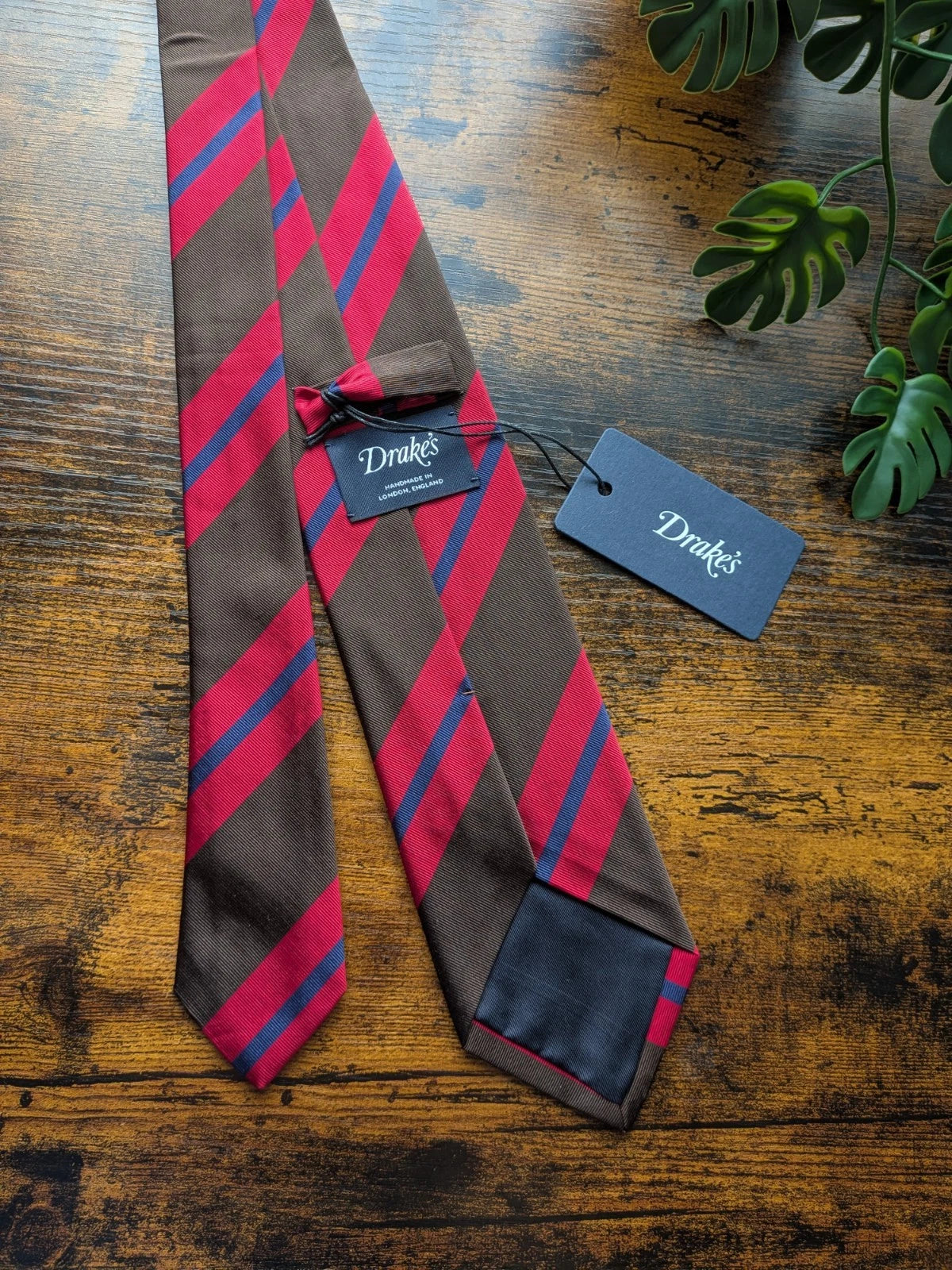 Drake's brown and red striped handmade silk tie detail view 2