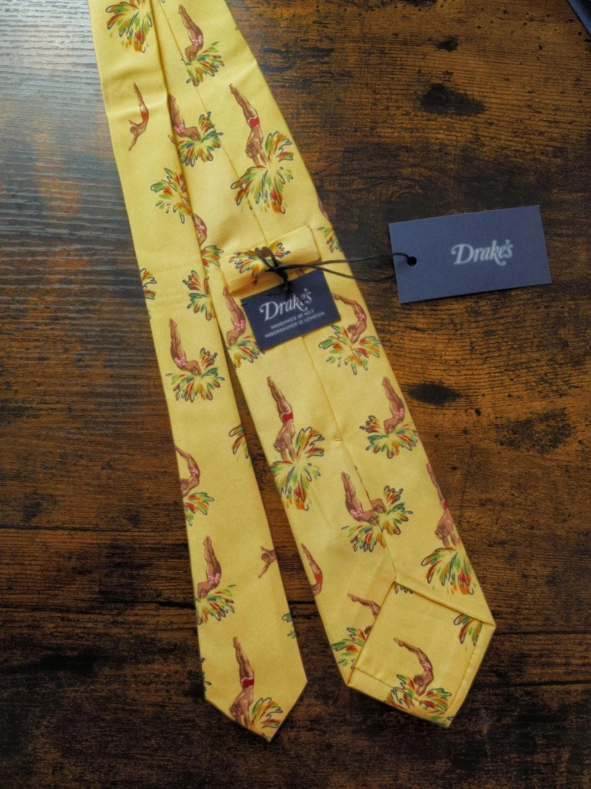 Drake's diving man sport motif silk tie handmade london uk detail view 2