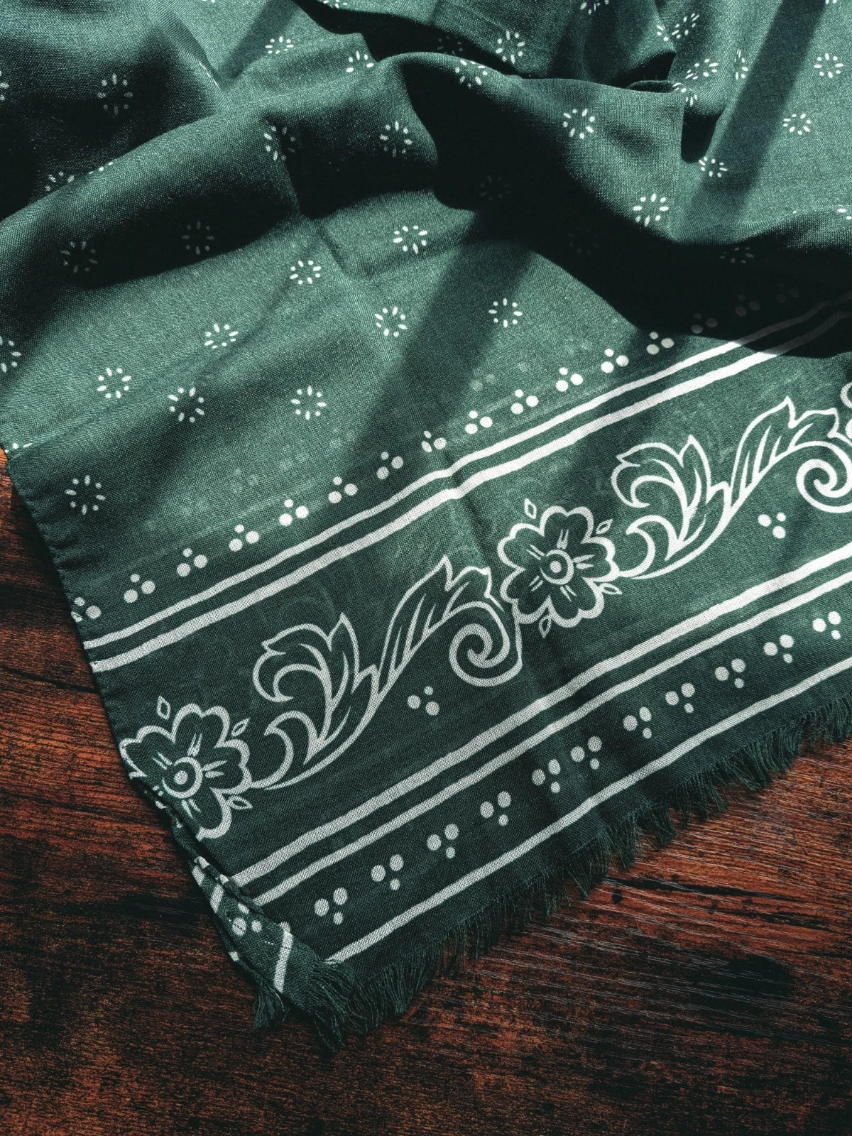 Drake's green summer print wool silk scarf detail view 3