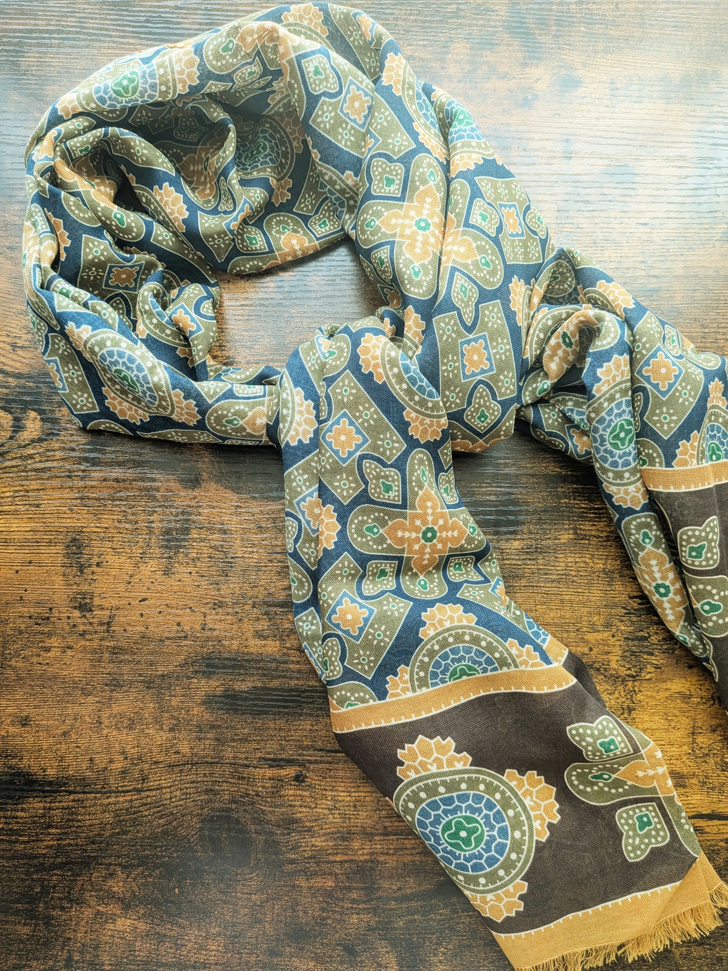 Drake's Medallion Wool Silk Print Scarf